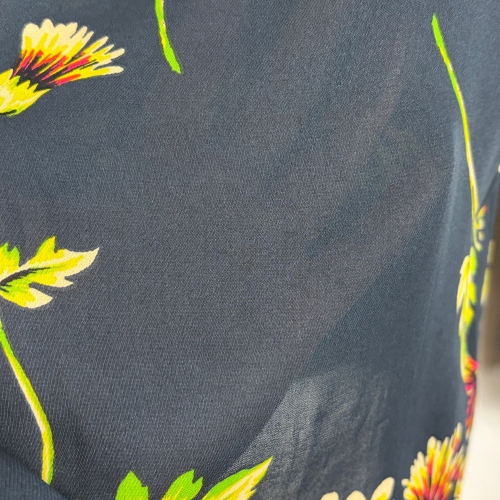 Cabi Chic Floral Semi-Sheer Long Sleeve Button Front Blouse Medium Navy Blue - Picture 11 of 14
